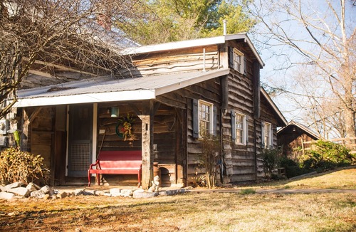 Rogersville Cabin | Modern comforts in an 1860's log cabin nestled in the Appalachian Foothills.