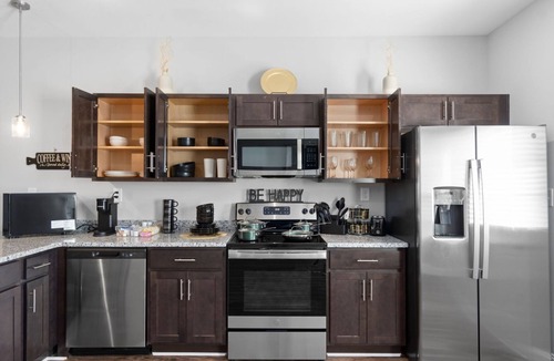 Clarksville House | Modern Comforts in Clarksville