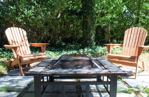 South Dennis House | Modern & Comfy Family Oasis ~ Games, Backyard, BBQ