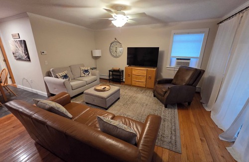 Ellsworth Condo | Modern Condo #2!