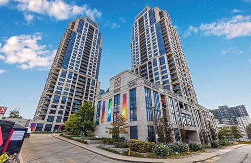Etobicoke Condo | Modern Condo (2BD+2BATH), Free Parking