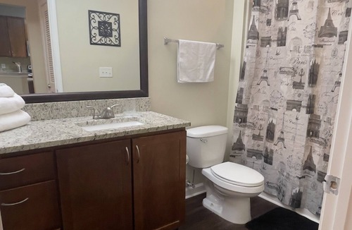 Dunwoody Condo | Modern Condo at Perimeter