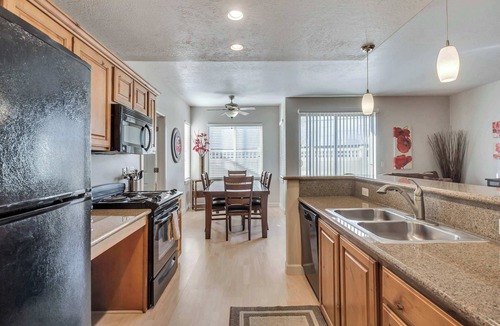 Rio Grande Condo | Modern Condo Near Convention Center