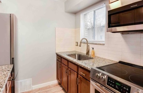 Drayton Plains Condo | Modern Condo Near B · Interior Designer's Modern Condo Near Beaumont