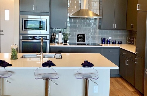 Hudson Bend Condo | Modern Condo on Lake Travis