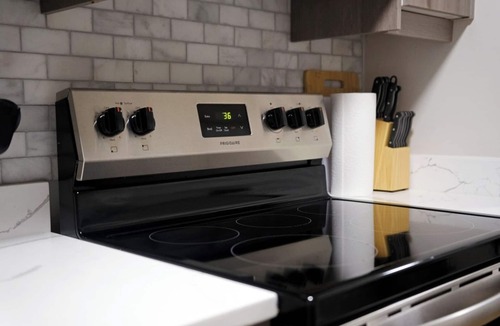 O'Hare Apartment | Modern Condo Safe Chicago Stay Near O’Hare