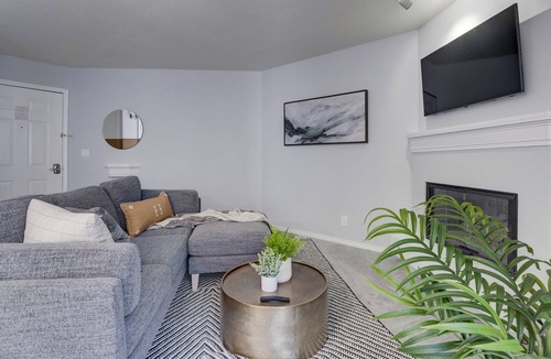 Greenwood Village Condo | Modern Condo w/ Fireplace, Gym, Shared Pool!