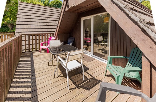 St. Ann's Chapel Ski Chalet | Modern cornwall countryside lodge with pool access