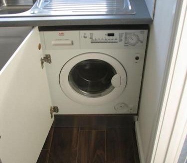 Brooklands Apartment | Modern Cosy Private Studio, WIFI, IP-TV, Must See