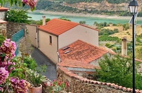 Caramany House | Modern COSY-style Mobile Home with Air Conditioning