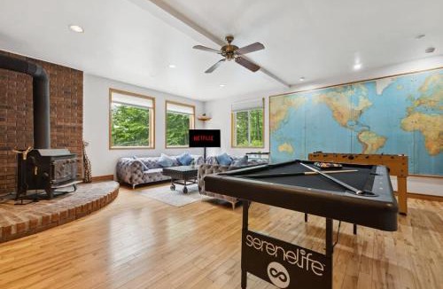 Argenteuil Regional County Municipality Ski Chalet | Modern Cottage Laurentians Private Pool & Nature