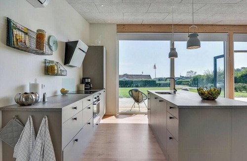 Bjert House | Modern cottage near Binderup Beach