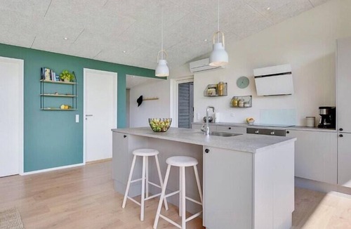 Bjert House | Modern cottage near Binderup Beach