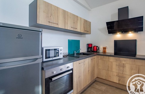 La Renaudiere Cottage | Modern Cottage near Nantes, Atlantic Coast & Puy du Fou — Ideal for Families with Scenic Pond & Terrace