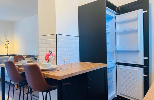 Genouillac Cottage | Modern Cottage on grounds of Chateau de Bruges with Shared pool and grounds.