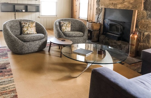 Kent House | Modern cottage on the Housatonic River