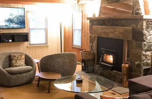 Kent House | Modern cottage on the Housatonic River