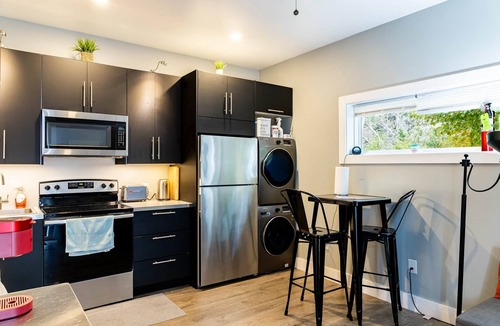 Corran Ban House | Modern Country Guesthouse in PEI—Private Patio, Cozy & Convenient Location