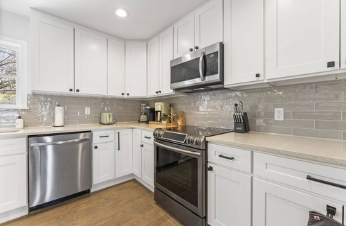 Warwick House | Modern Countryside Haven