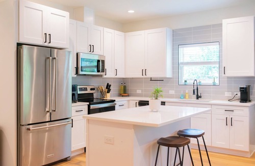 Lockhart House | Modern Cowboy Retreat Near Downtown Lockhart
