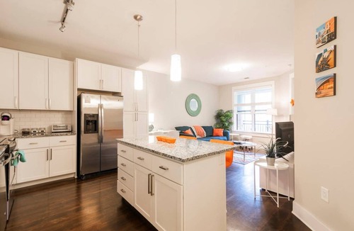 Dilworth Apartment | Modern Cozy 1BR ◉ Gym ◉ Balcony ◉ Free Parking