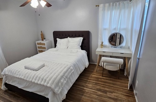 San Bernardino House | Modern cozy 2 bedroom