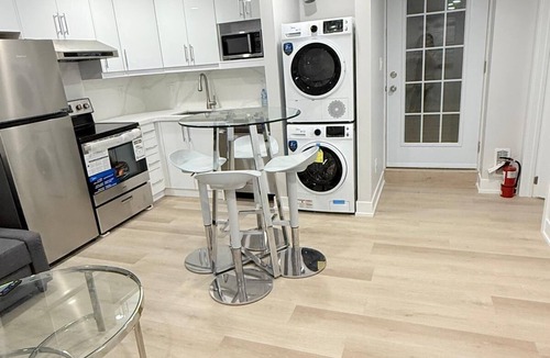 Halton Regional Municipality Apartment | Modern & Cozy 2 Bedrooms Basement Suite +Kitchen and Parking- Separate Entrance