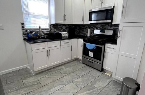 Elmont Apartment | Modern & Cozy 2BR Apt w/Parking – Perfect Location!