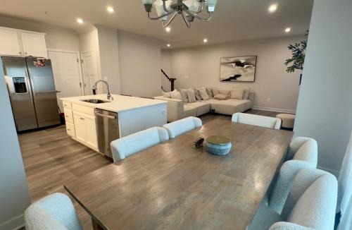 Bel Air House | Modern Cozy Bel Air Home