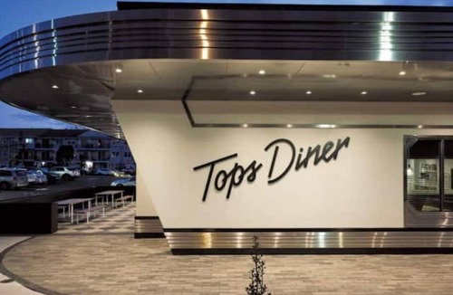 Ampere Apartment | Modern Cozy Duplex with Backyard!