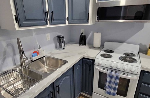 Orleans Village - Chateauneuf Apartment | Modern & Cozy Hideaway