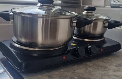 West Thurrock Apartment | Modern & Cozy Private Garden Studio In Grays