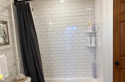 Ochlocknee Apartment | Modern, cozy, Studio Apartment