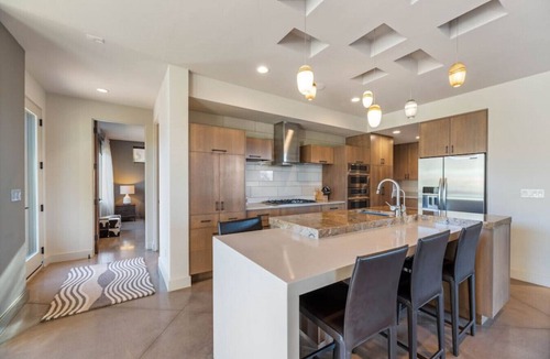 Ivins House | Modern Desert Home w/Private Backyard