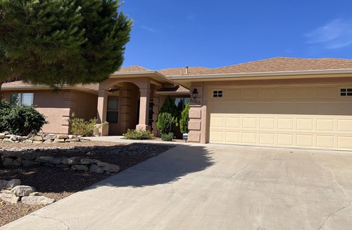 Alamogordo House | Modern Desert Oasis with heated pool, hot tub and game room