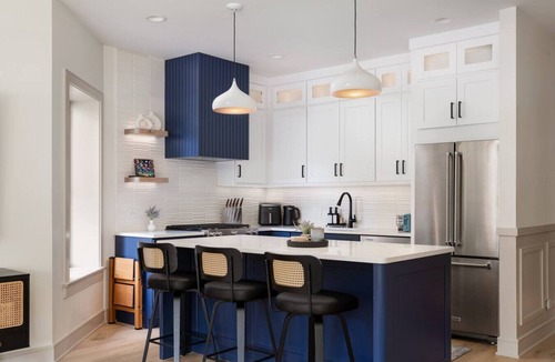 Avondale Apartment | Modern Design 3 BDR Apartment