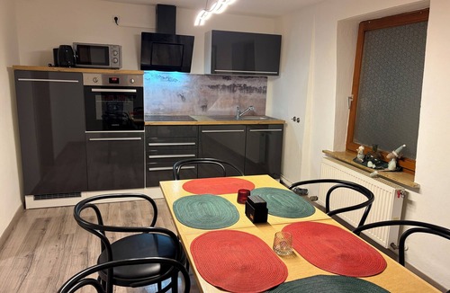 Hoffeld Apartment | Modern design apartment in the old town - stylish & central, 3 bedrooms