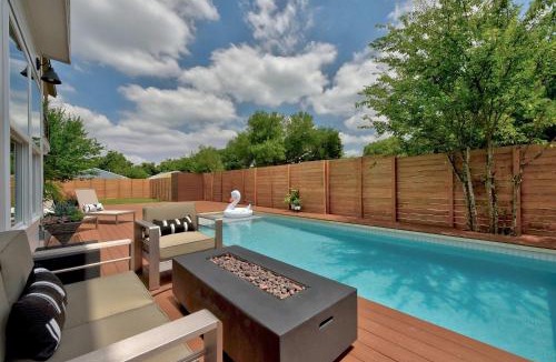 East MLK House | Modern Designer Home with Shared Pool