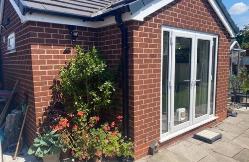 Trafford Apartment | Modern Detached Bungalow