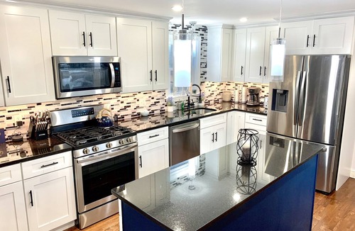 South Yarmouth House | Modern, Dog-Friendly, 4 Bedroom, 2 Bath Home