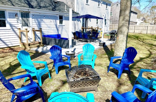 South Yarmouth House | Modern, Dog-Friendly, 4 Bedroom, 2 Bath Home