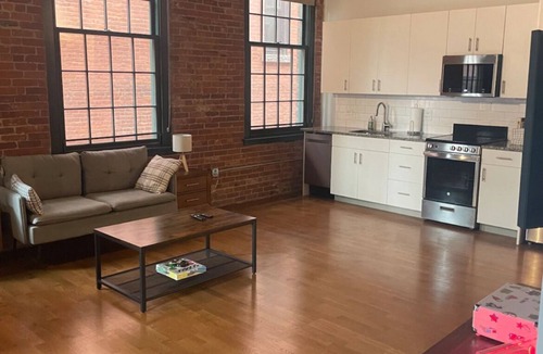 Downtown Hartford Apartment | Modern Downtown 1 Bedroom Apartment