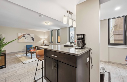 Downtown Detroit Apartment | Modern Downtown Apartment