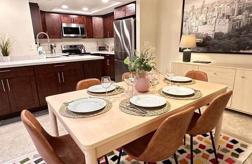 Northwest Bellevue Condo | Modern Downtown Bellevue Condo, Free Parking