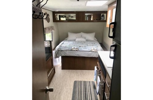 Fryeburg House | Modern Downtown Fryeburg Camper