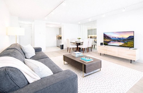 Downtown Hartford Apartment | Modern Downtown Hartford Condo + Gym |XL Center