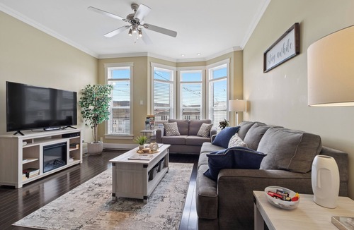 Downtown St. John's House | Modern Downtown Home - Garage & Parking - St Johns