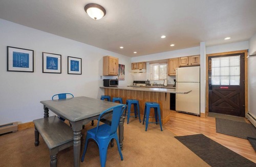 Winter Park Condo | Modern Downtown, Indoor Pool and Hot Tub