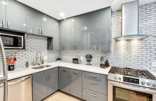 Powelton Village House | Modern Downtown Retreat 5BR-5Baths