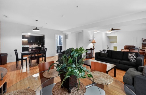 Downtown Baltimore Condo | Modern Downtown Stay Near Harbor & Stadiums